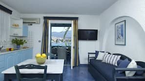 In-room safe, desk, iron/ironing board, WiFi