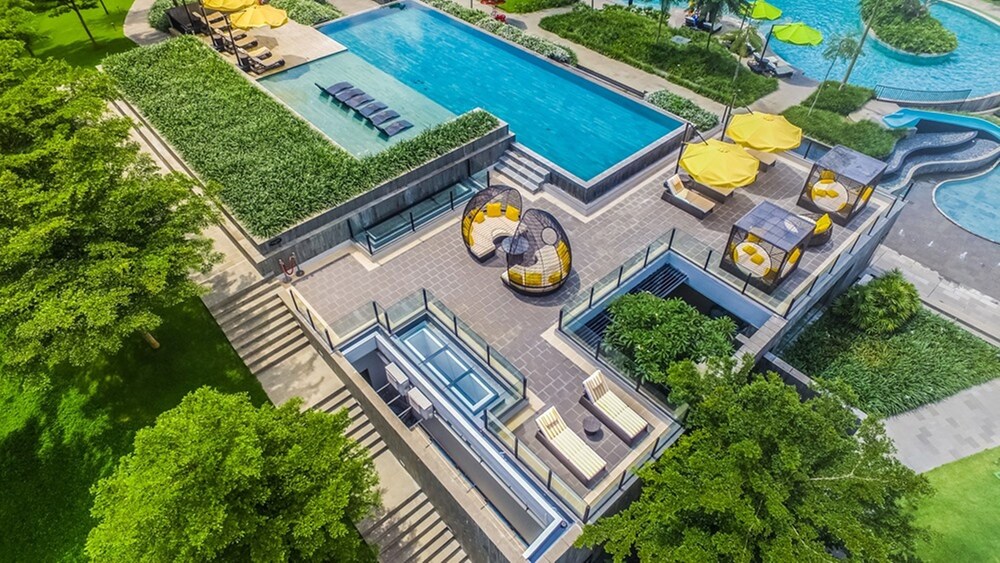 Royal Tulip Gunung Geulis Resort And Golf Megamendung Idn Airasiago