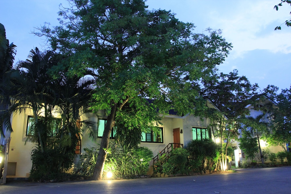 Chayada Garden House and Resort in Nakhonratchasima, Thailand