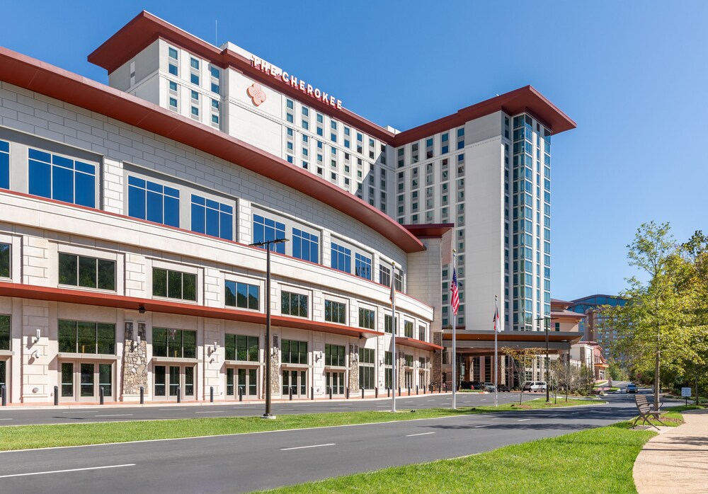 Harrah s Cherokee Casino Resort Cherokee 56 Room Prices Reviews 