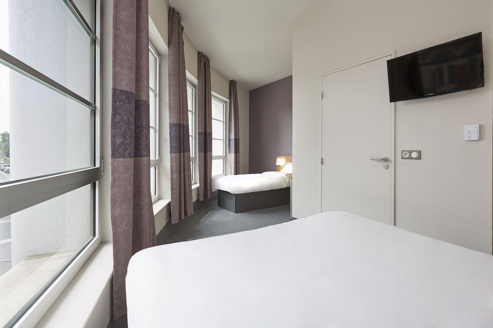 Hotel B And B Lille Roubaix Centre Gare Hotel B And B Lille Roubaix Centre Gare