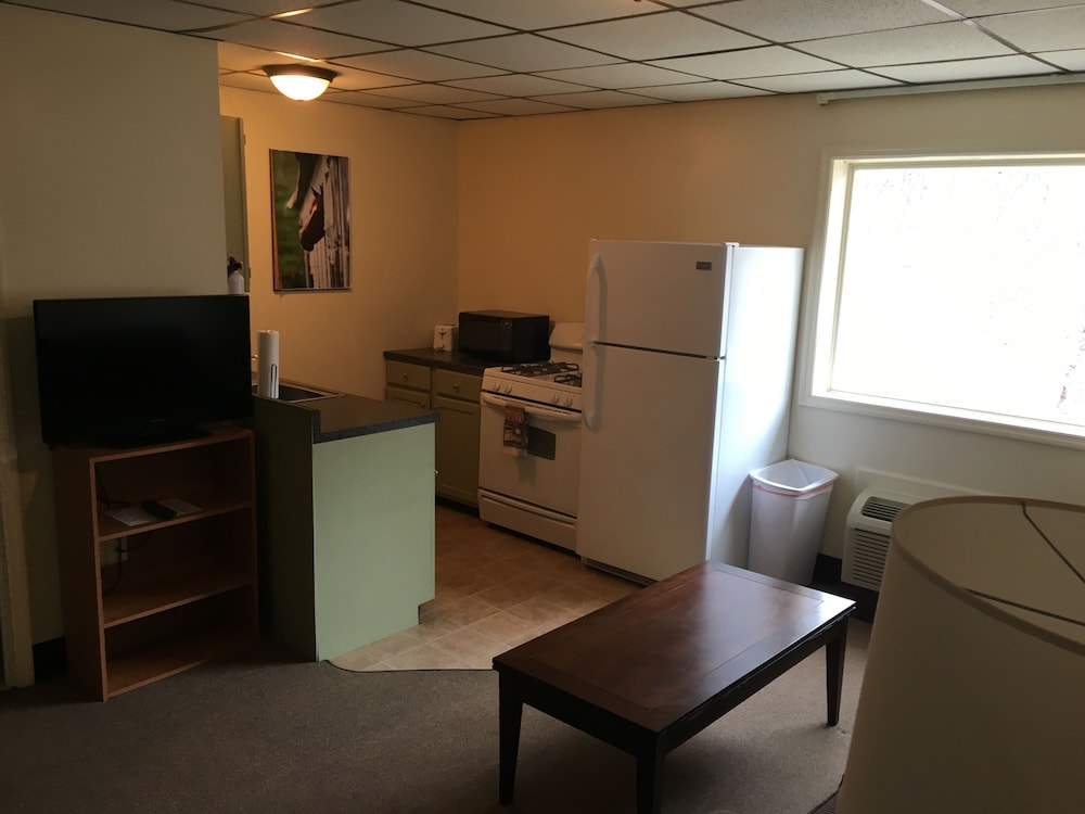 The Montrose Hotel, Montrose Room Prices & Reviews Travelocity