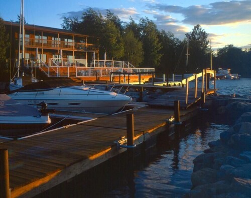 Great Place to stay Lakeside Lodge Resort & Marina near Pinedale 