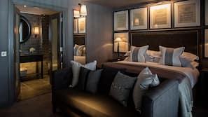 Premium bedding, in-room safe, desk, iron/ironing board