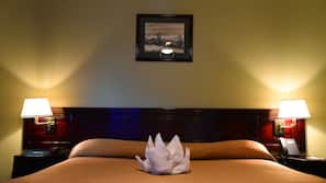 Minibar, in-room safe, desk, free WiFi