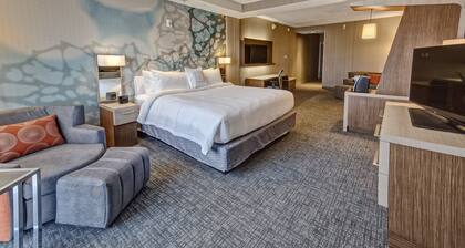 Courtyard Westbury Long Island