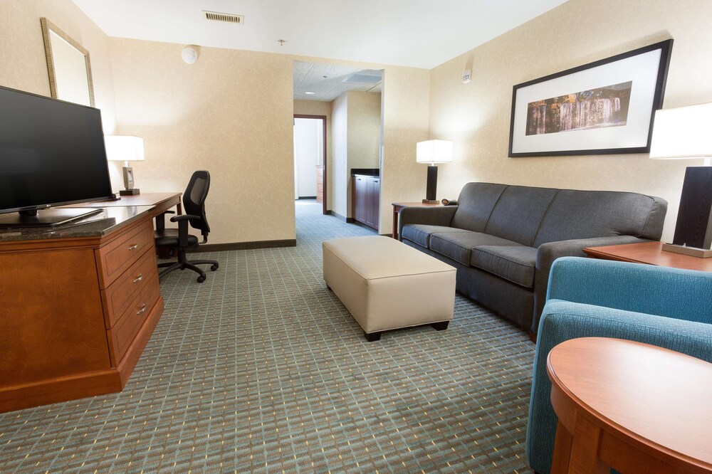 Drury Inn & Suites Burlington