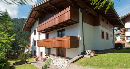 Apartments Lores