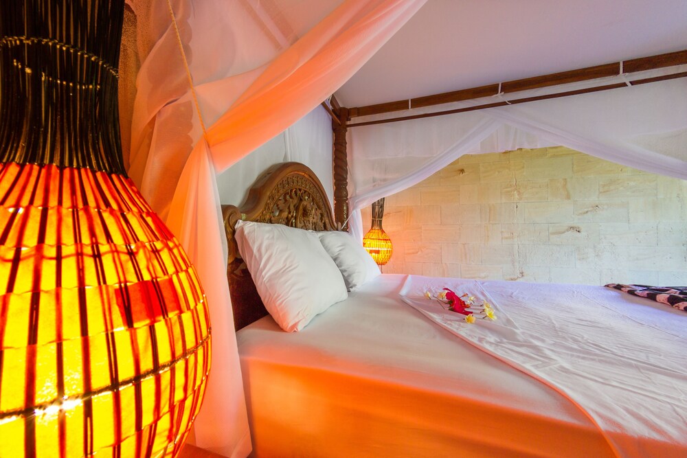 Amed harmony cafe and bungalows indonesia