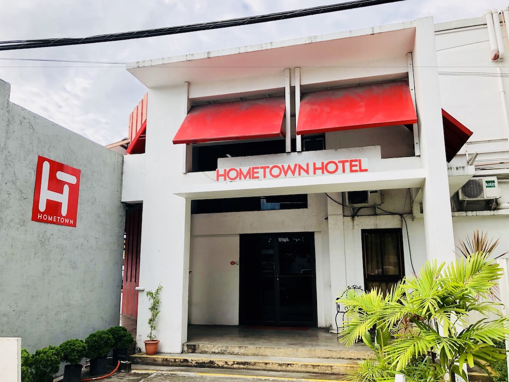 Hometown Hotel Bacolod Lacson In Bacolod Hotel Rates Reviews