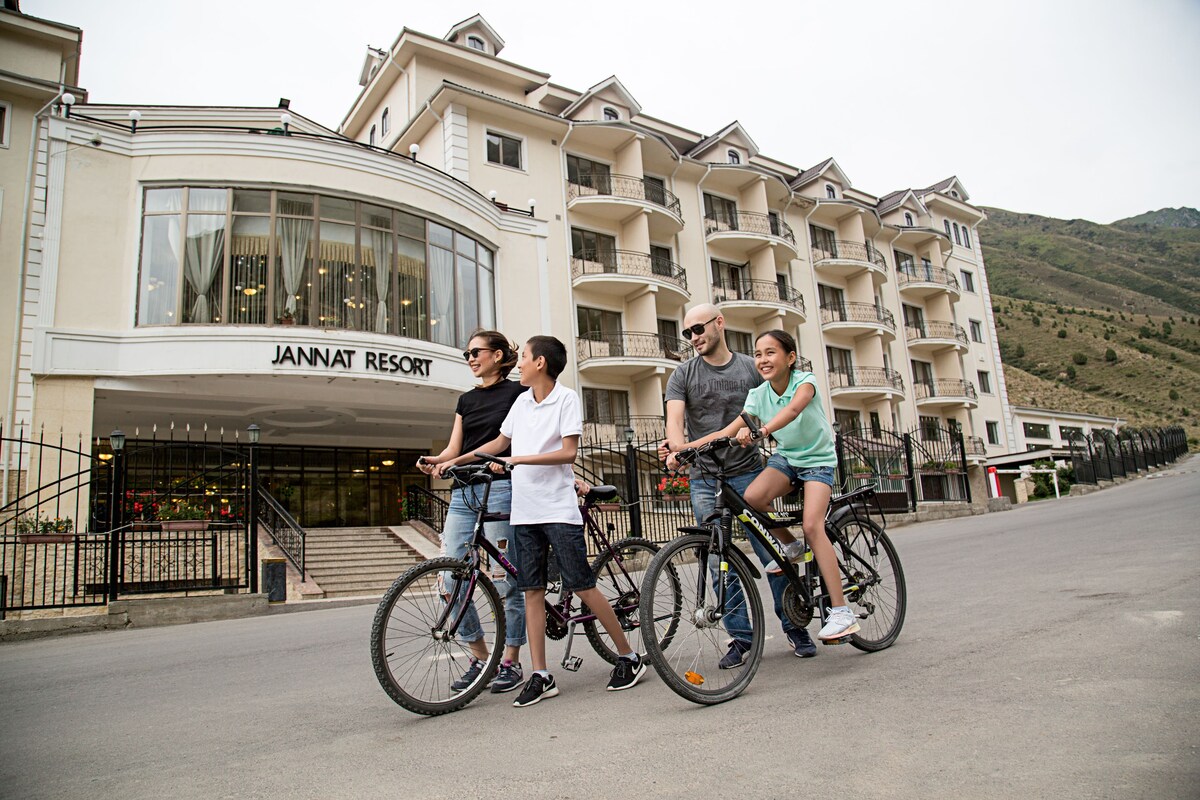Central Asia, Jannat Resort