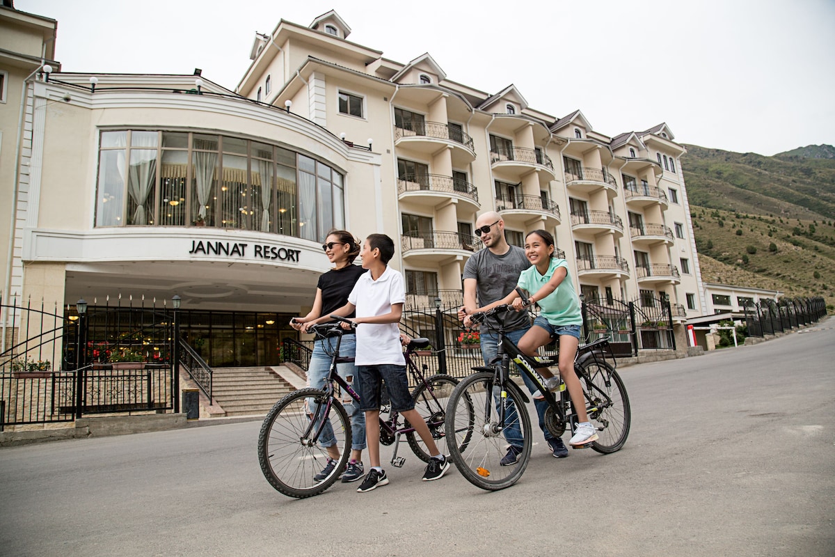 Central Asia, Jannat Resort