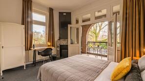 Luxe beddengoed, een bureau, een strijkplank/strijkijzer, gratis wifi