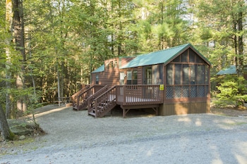 Jellystone Park At Birchwood Acres Reviews Photos Rates