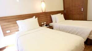 Minibar, in-room safe, desk, cribs/infant beds