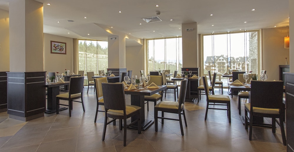 bansko hotels john hill suites hotel zeus international banskoksp bansko hotels john hill suites hotel zeus international banskoksp