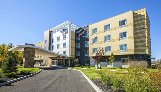 Fairfield Inn Suites Plattsburgh In Plattsburgh Ny Expedia