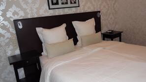 1 chambre, coffre-forts dans les chambres, bureau