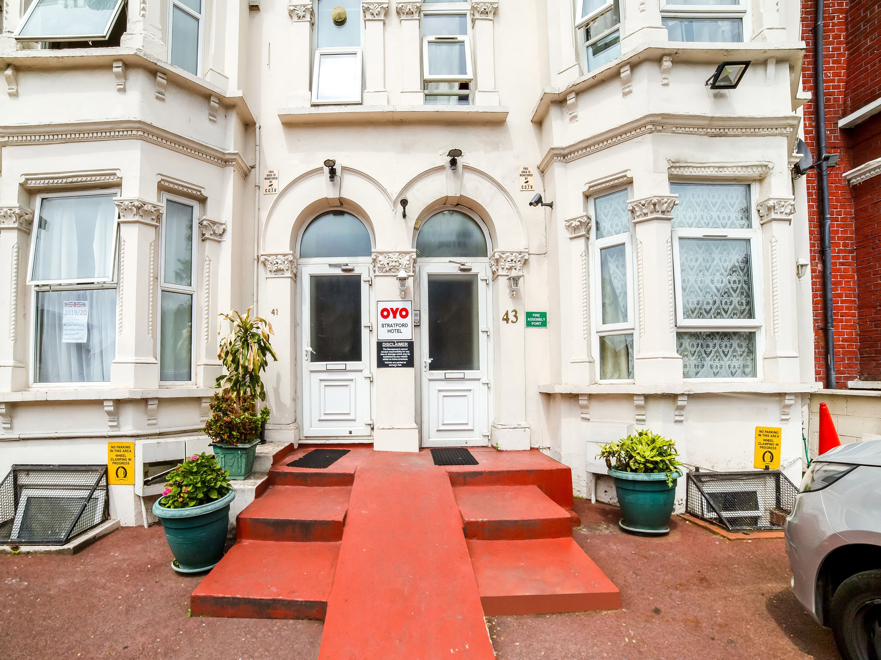 Book Stratford Hotel in London | Hotels.com
