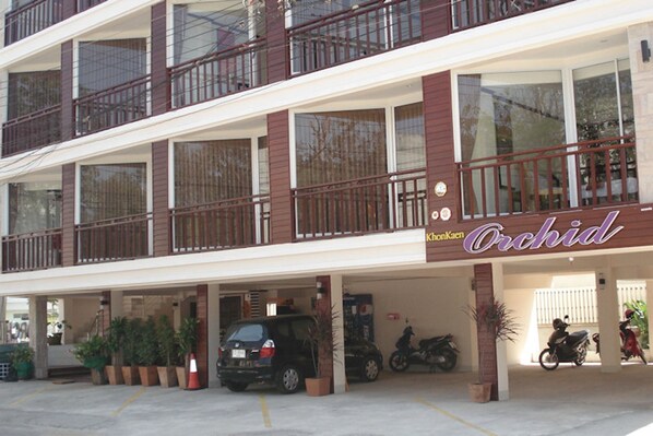Primary image