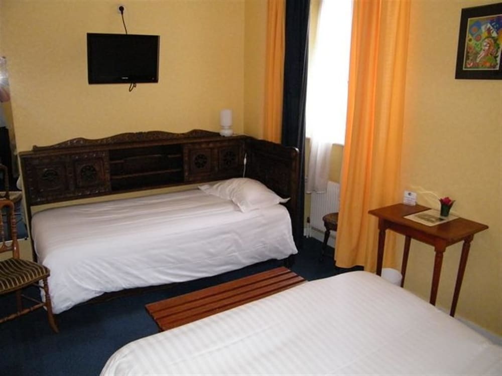Hotel Balzac Fougeres France Hotel Balzac Fougeres France