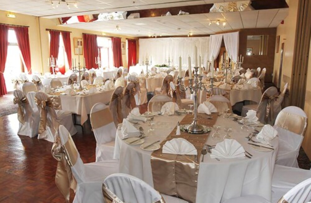 Banquet hall, Cohannon Inn