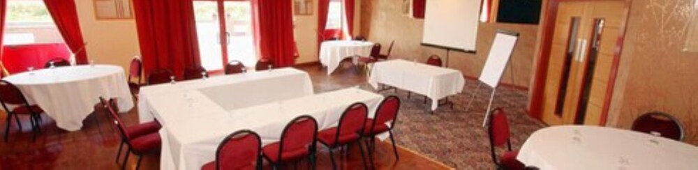 Meeting facility, Cohannon Inn