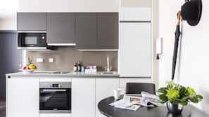 Fridge, microwave, oven, hob