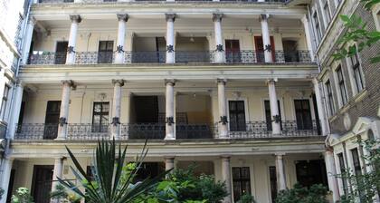 Omega Guesthouse Budapest