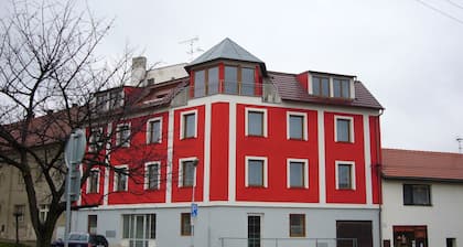 Hotel Ostrov Garni