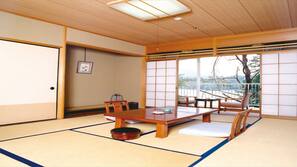 In-room safe, desk, rollaway beds, free WiFi