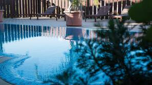 Piscina stagionale all'aperto