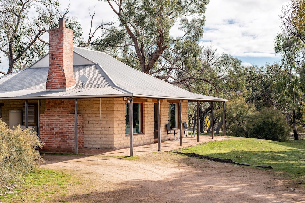 Grampians Pioneer Cottages