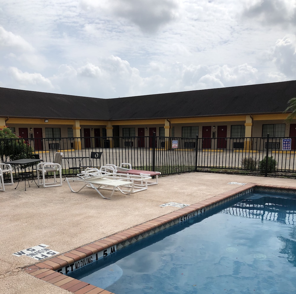 Los Fresnos Inn and Suites in Los Fresnos Best Rates & Deals on Orbitz