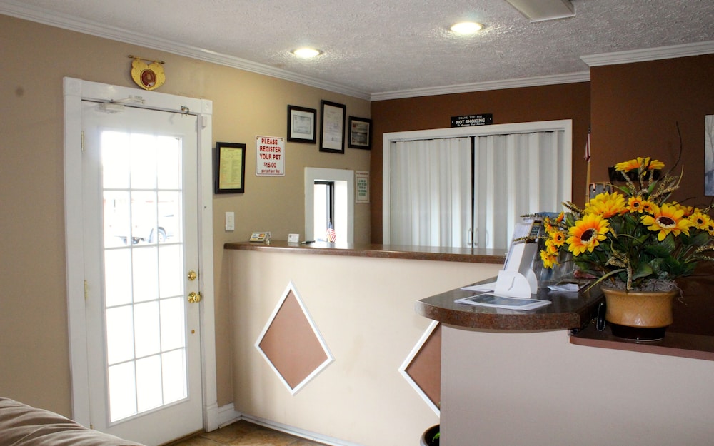 Interior entrance, Savannah Motel