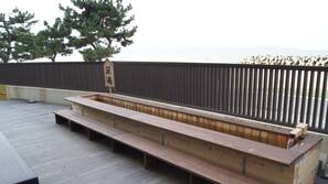 室外水療浴池