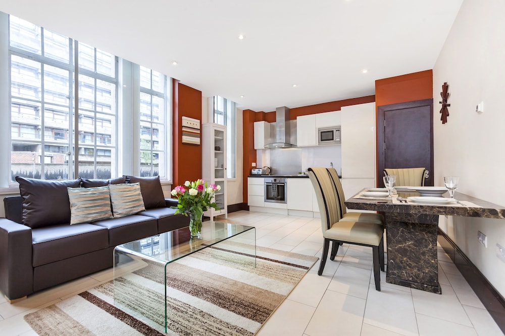 Club Living Barbican Apartments In London Hotel Rates Reviews Club Living Barbican Apartments