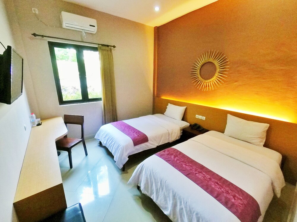 Hotel Transit Pasuruan in Pasuruan Best Rates & Deals on Orbitz
