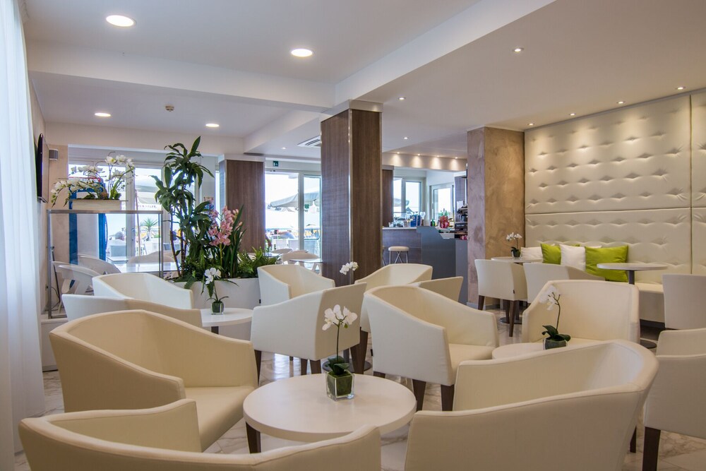 Photo - Hotel Solemare - Frontemare - 3 Stelle Superior