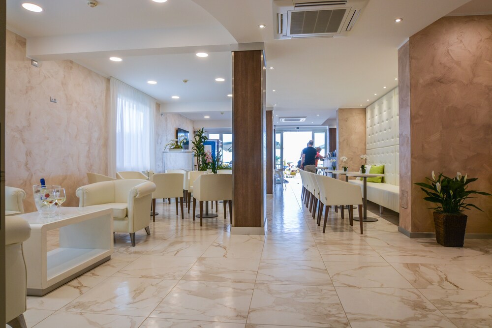 Photo - Hotel Solemare - Frontemare - 3 Stelle Superior