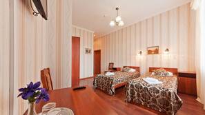 In-room safe, desk, iron/ironing board, free WiFi