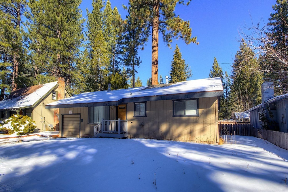 Affordable And Stylish South Lake Cabin By Redawning Lake Tahoe