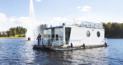 Houseboat Jyväskylä