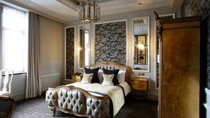 Luxe beddengoed, een kluis op de kamer, individueel gedecoreerd