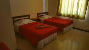 Escritorio, camas supletorias (de pago), wifi gratis