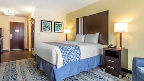 Desk, iron/ironing board, rollaway beds, free WiFi
