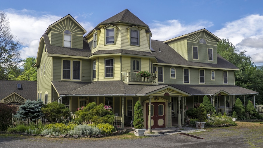 The Washington Irving Inn