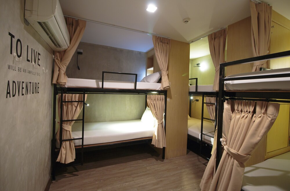 Cazz Hostel Bangkok Tha Best Price Guarantee Lastminute - 