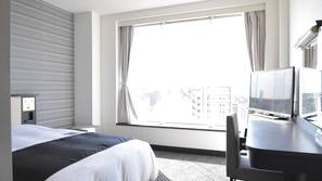 Down comforters, desk, free WiFi