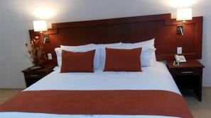 Ropa de cama de alta calidad y cortinas opacas
